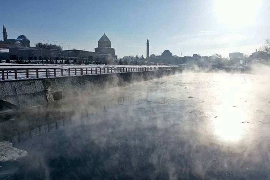 Soğuk hava rekoru kıran ilçe, dudakları uçuklattı! 4